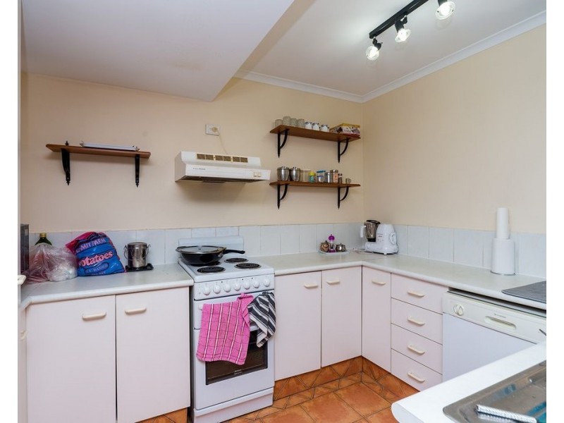 44/63 Olsen Avenue, Labrador QLD 4215