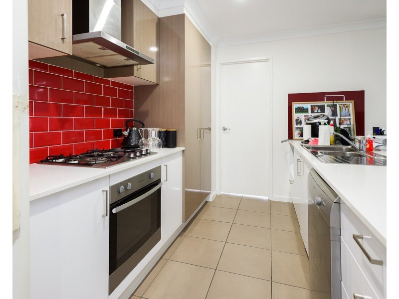 1 Firestone Avenue, Pimpama QLD 4209