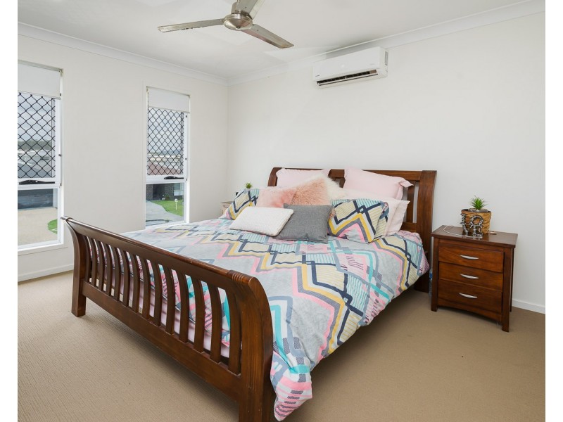 1 Firestone Avenue, Pimpama QLD 4209