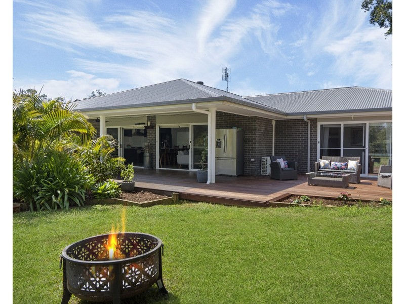 171 Coonowrin Road, Glass House Mountains QLD 4518