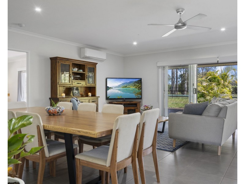 171 Coonowrin Road, Glass House Mountains QLD 4518