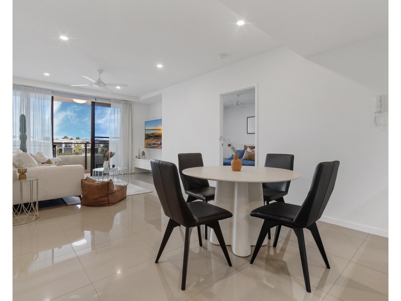 112/37 Sickle Avenue, Hope Island QLD 4212