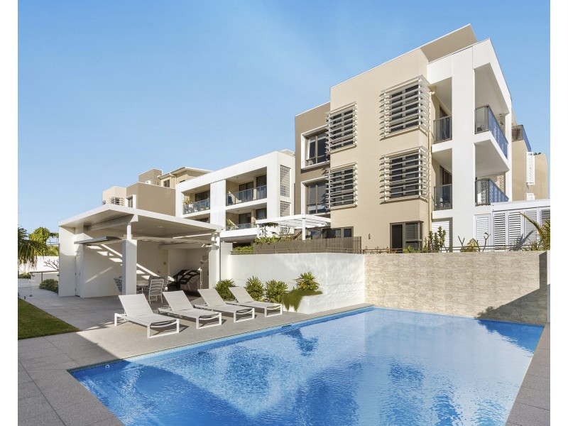 112/37 Sickle Avenue, Hope Island QLD 4212