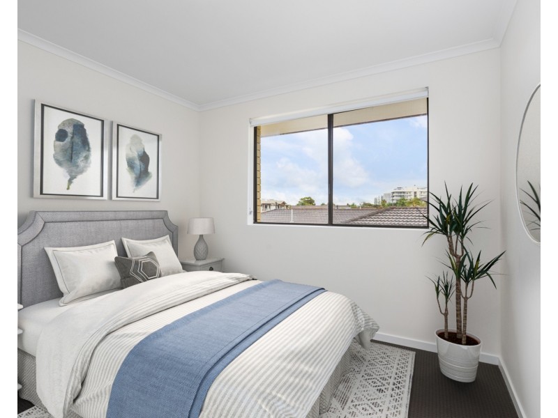 6/25 Bath Street, Labrador QLD 4215