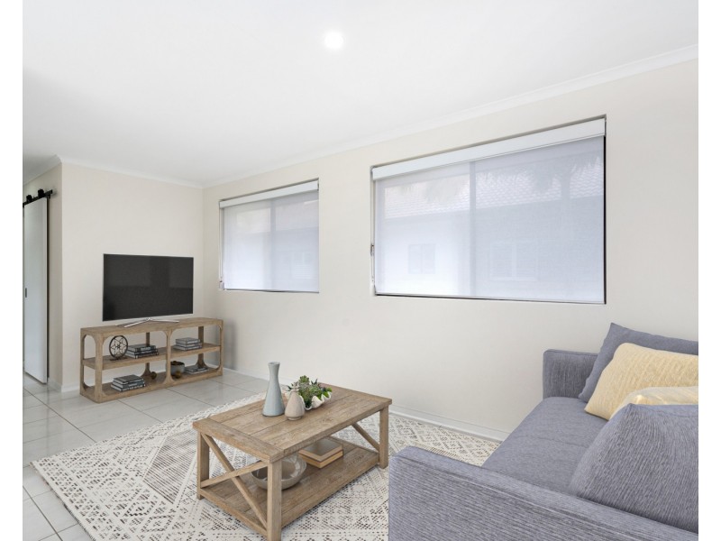 6/25 Bath Street, Labrador QLD 4215