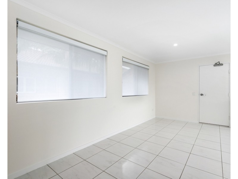 6/25 Bath Street, Labrador QLD 4215