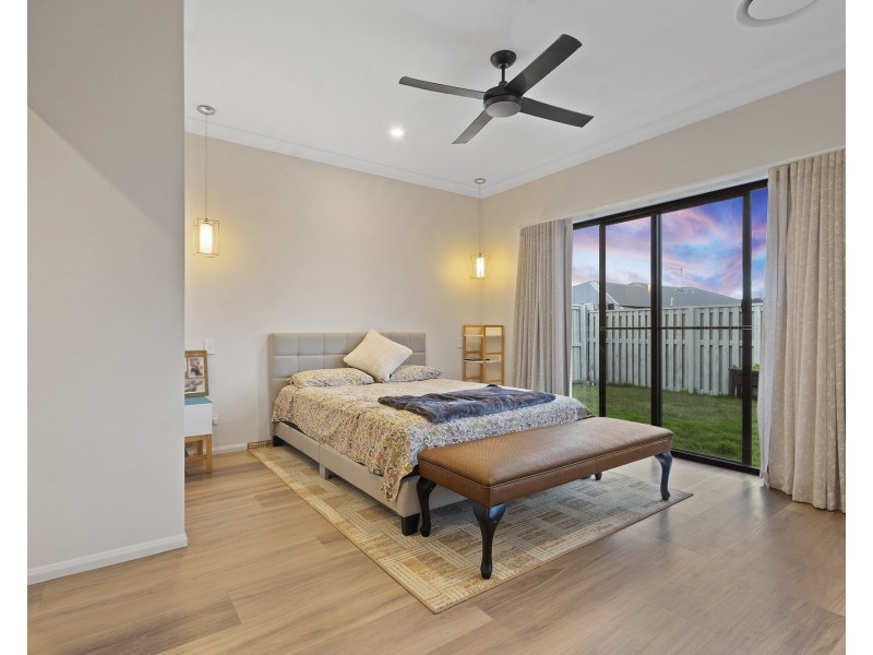 509 Gainsborough Drive, Pimpama QLD 4209