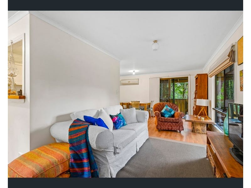 6 Kinabalu Drive, Tamborine Mountain QLD 4272