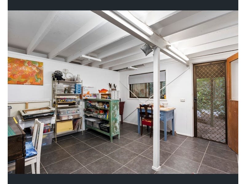 6 Kinabalu Drive, Tamborine Mountain QLD 4272