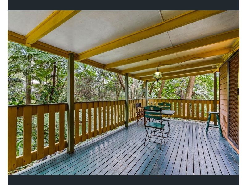 6 Kinabalu Drive, Tamborine Mountain QLD 4272