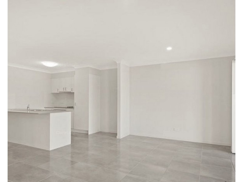 1/16 McWilliam Street, Pimpama QLD 4209