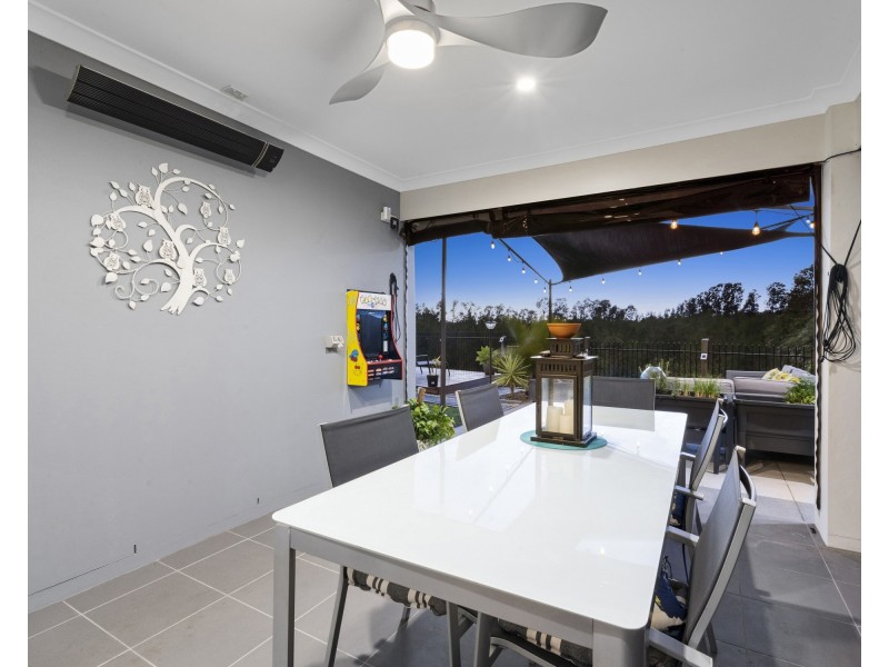 37 Whitsunday Circuit, Pimpama QLD 4209