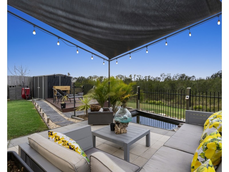 37 Whitsunday Circuit, Pimpama QLD 4209