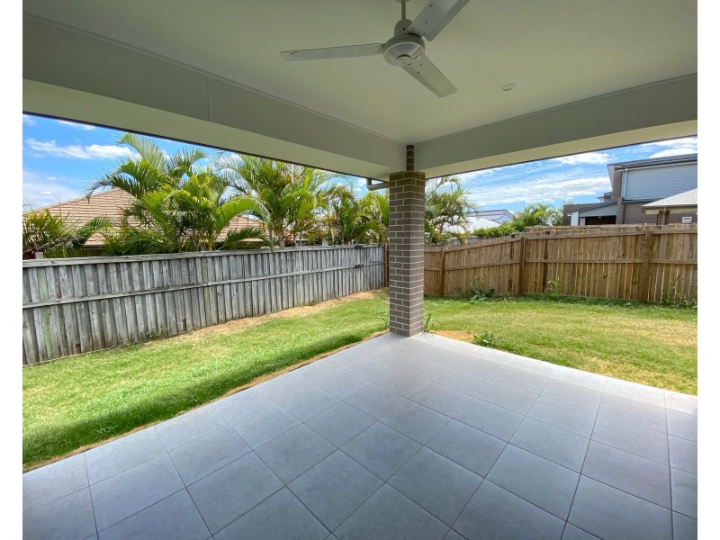 45 Lanier Close, Oxenford QLD 4210