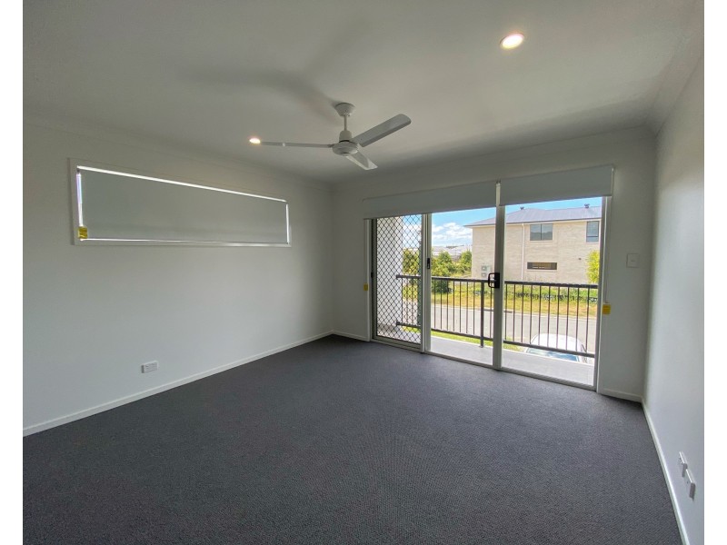 45 Lanier Close, Oxenford QLD 4210
