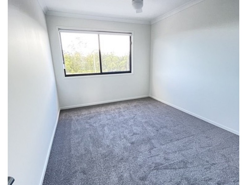 102/38 Gawthern Drive, Pimpama QLD 4209