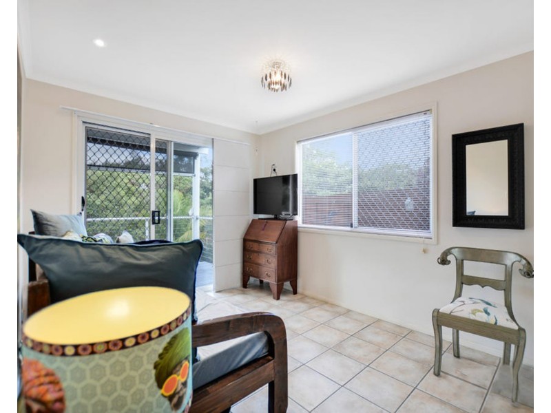 8 Post Office Road, Mapleton QLD 4560