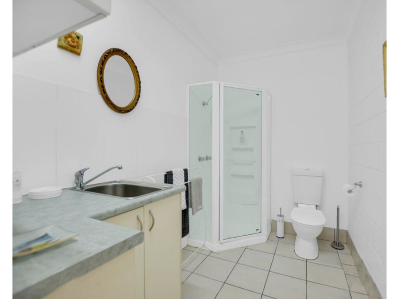 8 Post Office Road, Mapleton QLD 4560