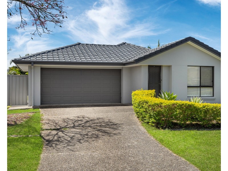 22 Serafina Drive, Helensvale QLD 4212