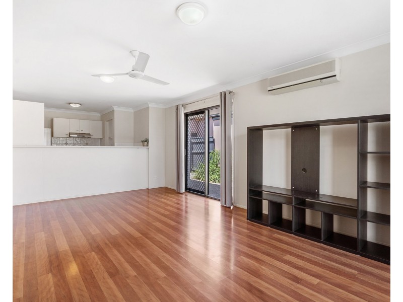 22 Serafina Drive, Helensvale QLD 4212