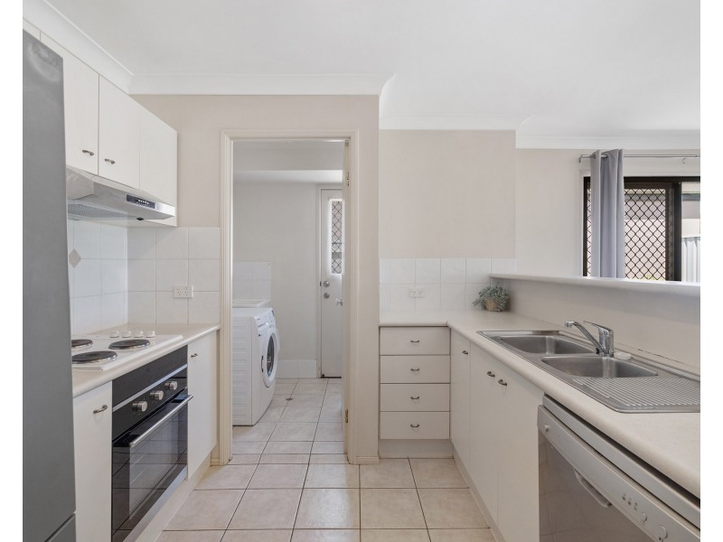 22 Serafina Drive, Helensvale QLD 4212