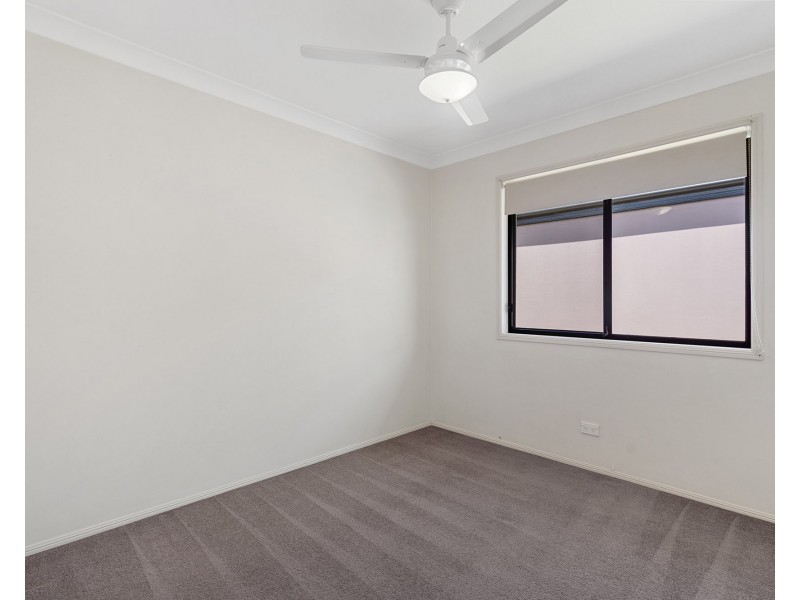 22 Serafina Drive, Helensvale QLD 4212