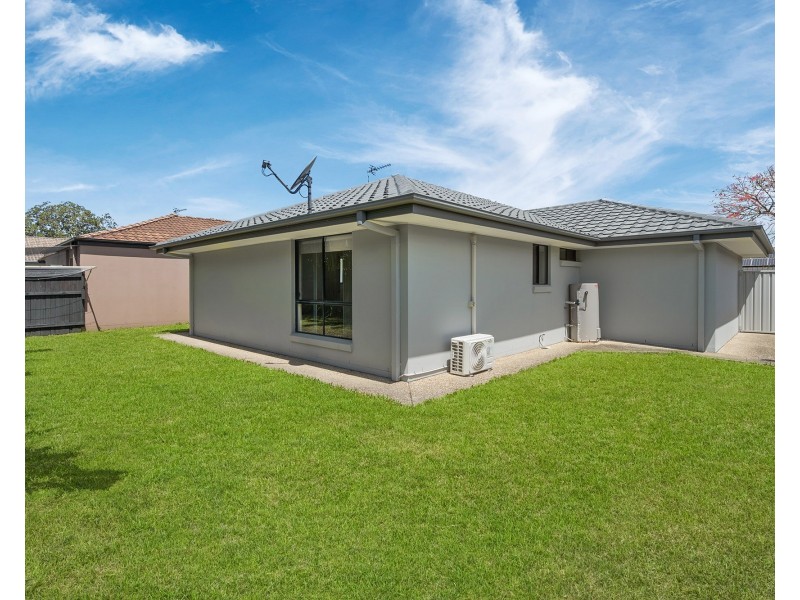 22 Serafina Drive, Helensvale QLD 4212