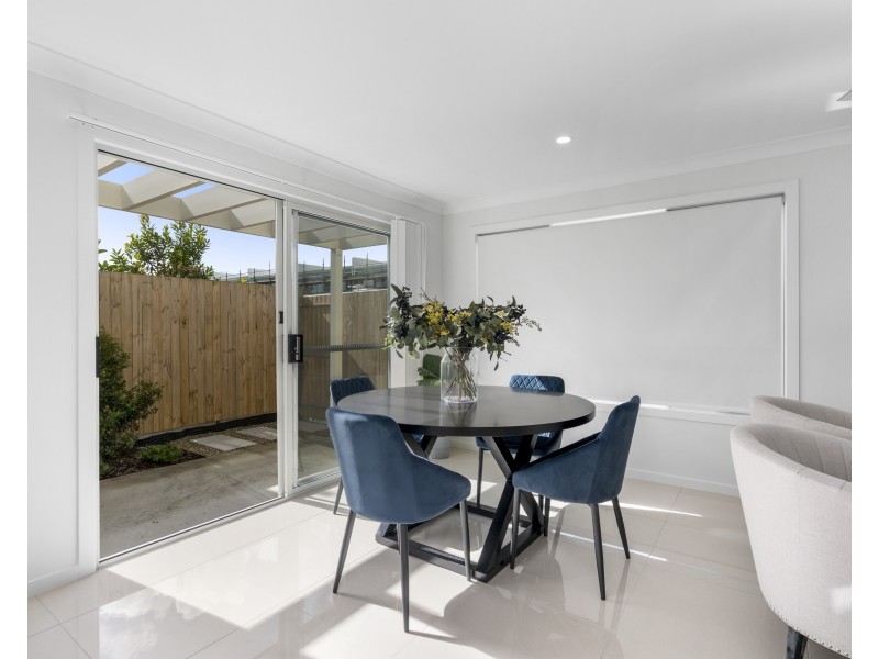 60/13 Angela Way, Pimpama QLD 4209