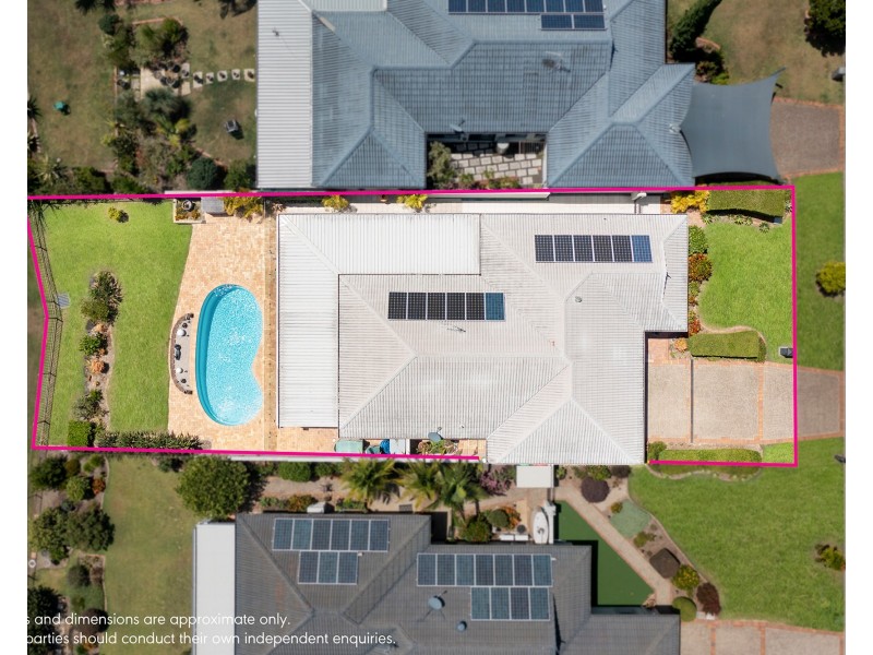 8 Steyning Court, Arundel QLD 4214