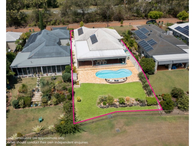 8 Steyning Court, Arundel QLD 4214