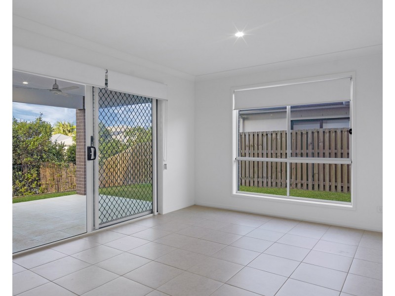 9 Oxenford Place, Oxenford QLD 4210