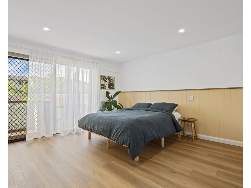 1/2263 Gold Coast Highway, Mermaid Beach QLD 4218