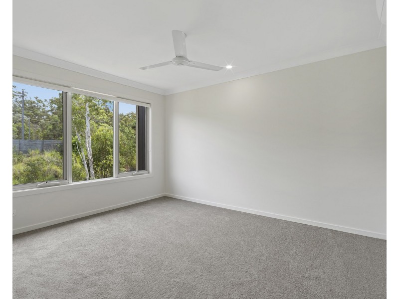13 Angela Way, Pimpama QLD 4209