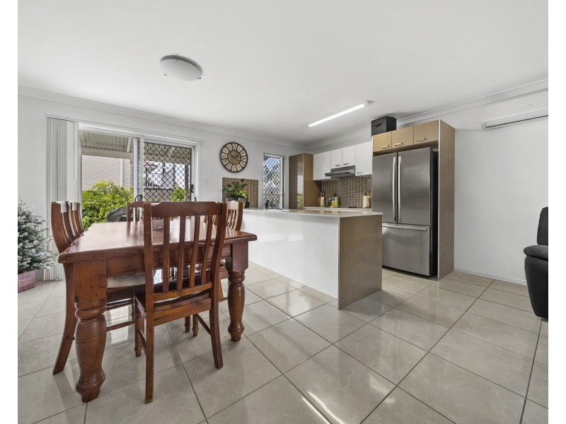 30/31 Lyrebird Street, Loganlea QLD 4131