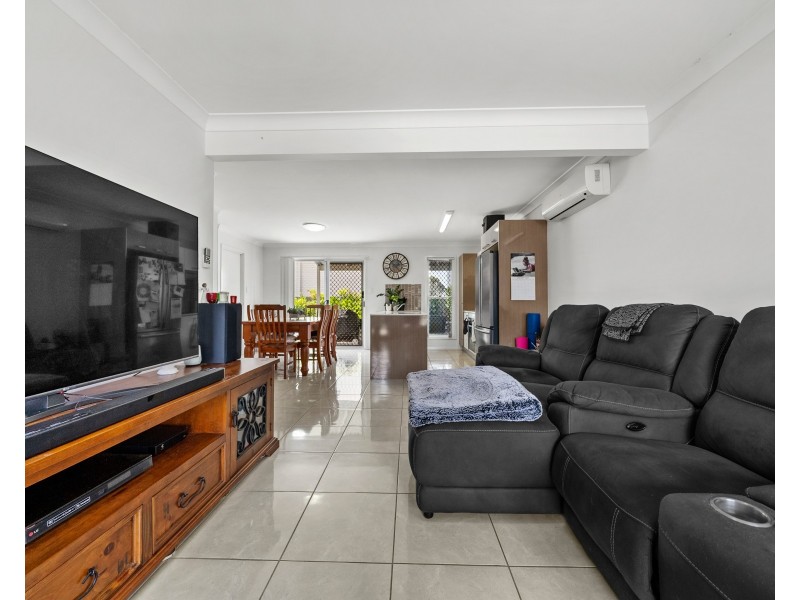 30/31 Lyrebird Street, Loganlea QLD 4131