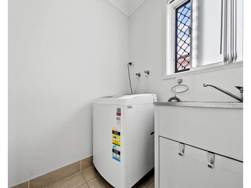 30/31 Lyrebird Street, Loganlea QLD 4131