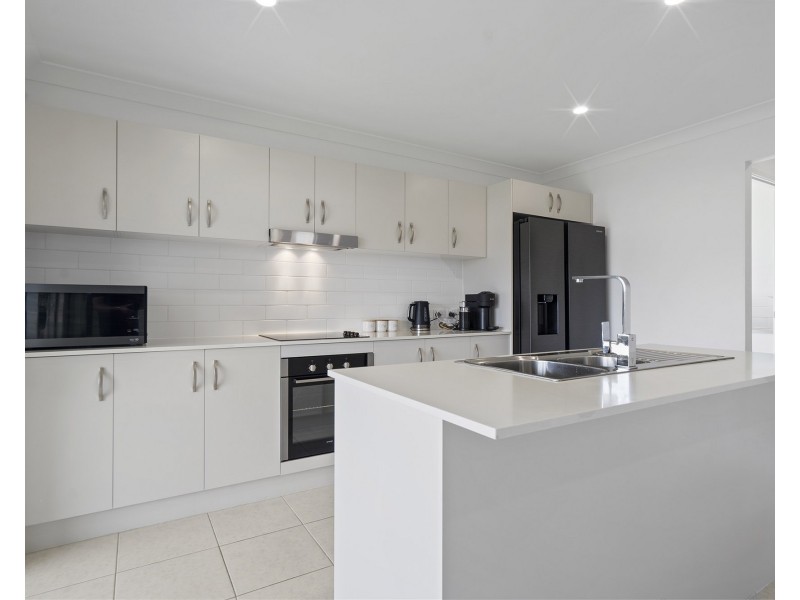 45 Lanier Close, Oxenford QLD 4210