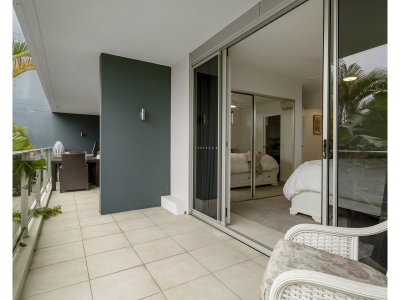 3203/2 Activa Way, Hope Island QLD 4212