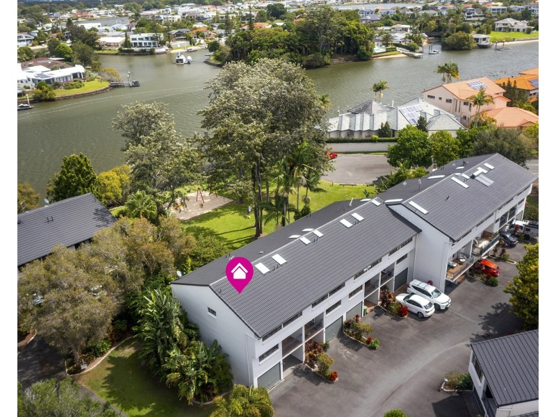 19/7 Campbell Street, Bundall QLD 4217