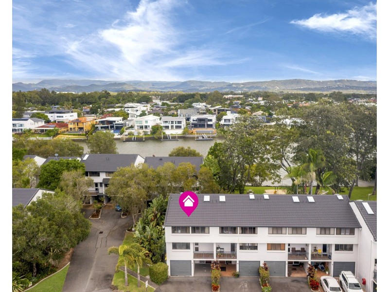 19/7 Campbell Street, Bundall QLD 4217