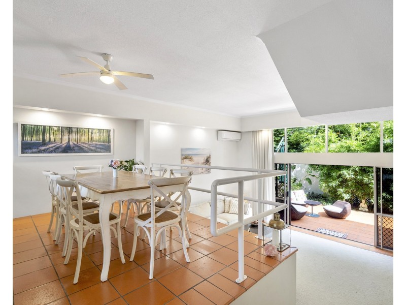 19/7 Campbell Street, Bundall QLD 4217