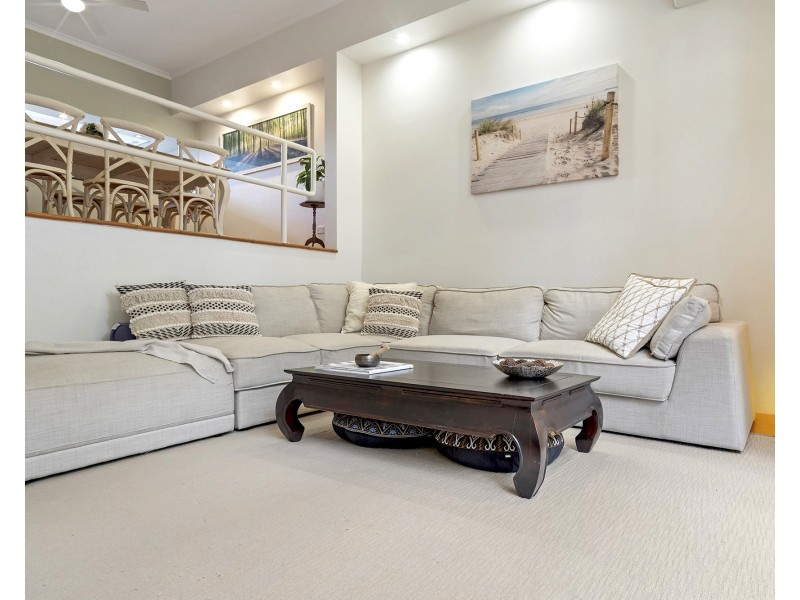 19/7 Campbell Street, Bundall QLD 4217