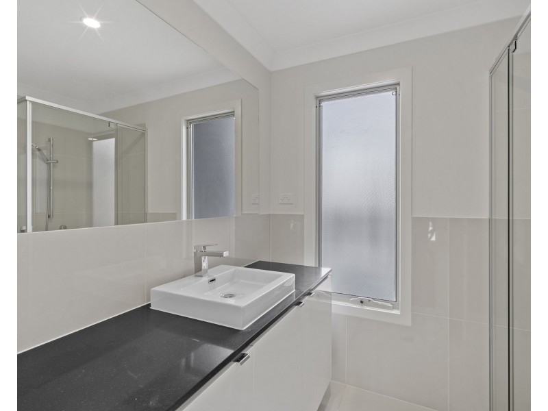 76/13 Angela Way Pimpama, Pimpama QLD 4209