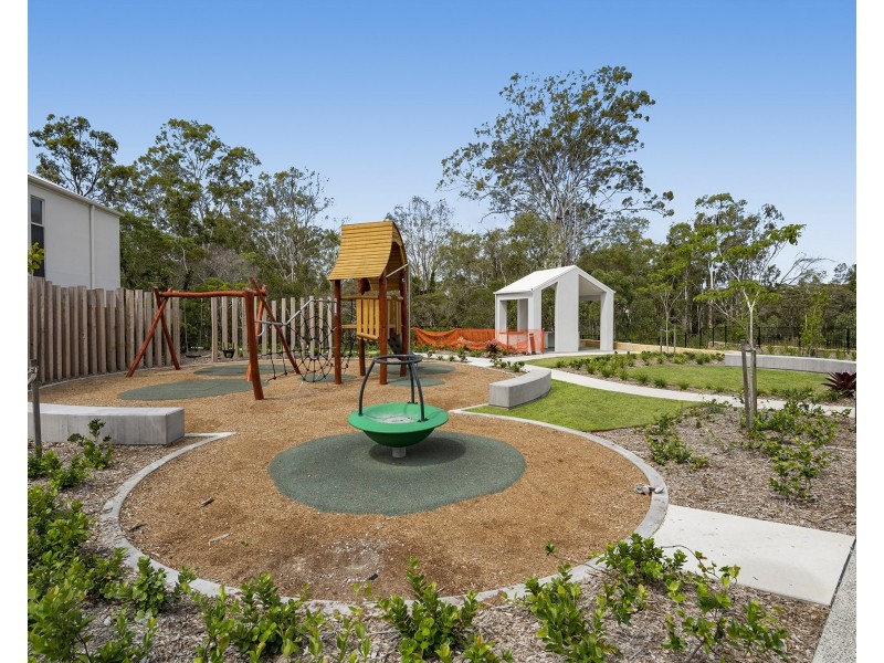 76/13 Angela Way Pimpama, Pimpama QLD 4209