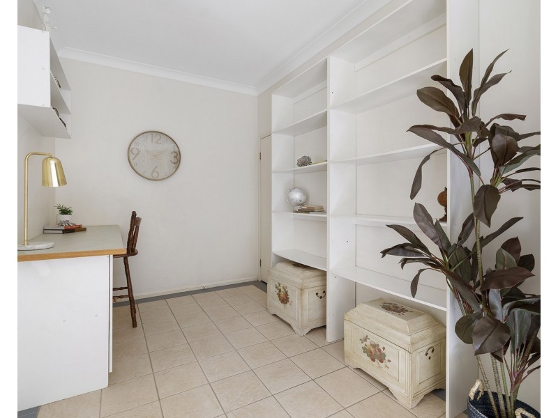 12 Petworth Court, Arundel QLD 4214