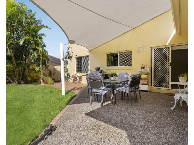 12 Petworth Court, Arundel QLD 4214
