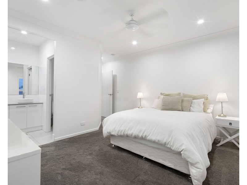 5 Kerang Street, Coomera QLD 4209