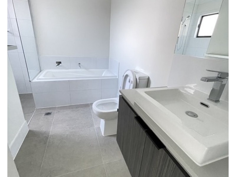 102/38 Gawthern Drive, Pimpama QLD 4209