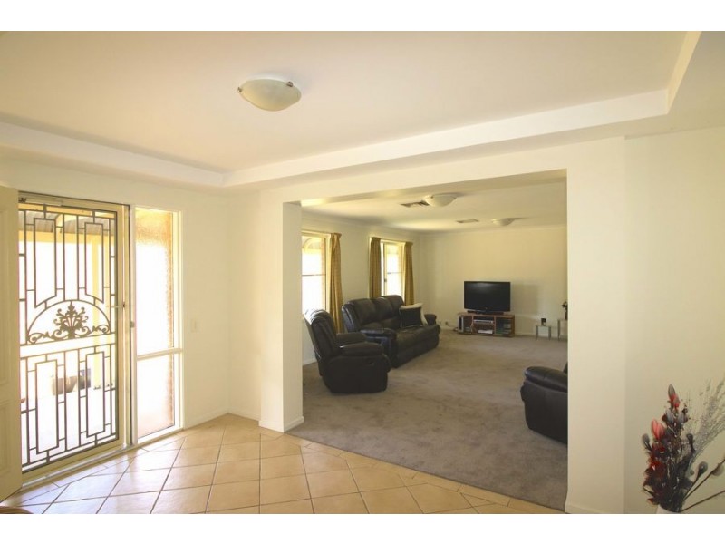 18 Wanaruah Close, Singleton NSW 2330