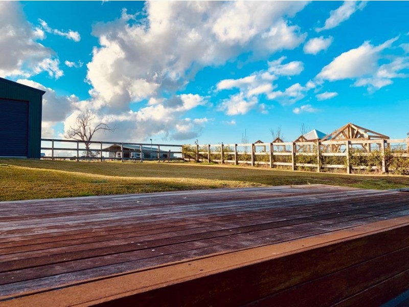 52 Cockatoo Ridge, Aberglasslyn NSW 2320